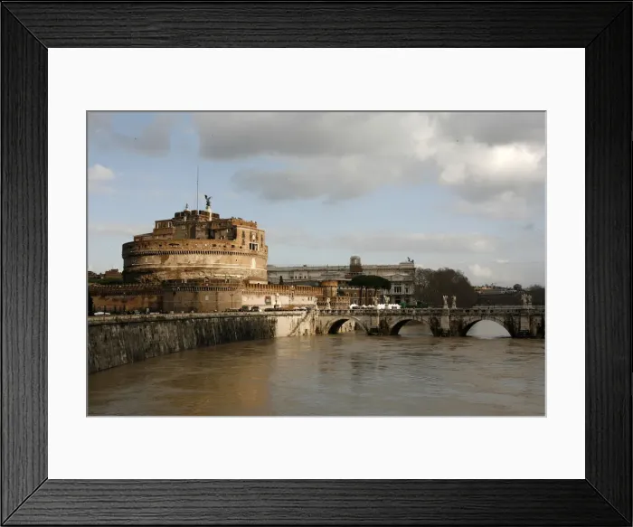 Framed Print : Castel Sant Angelo and River Tiber, Rome, Lazio, Italy, Europe Framed Print : Castel Sant Angelo and River Tiber, Rome, Lazio, Italy, Europe
