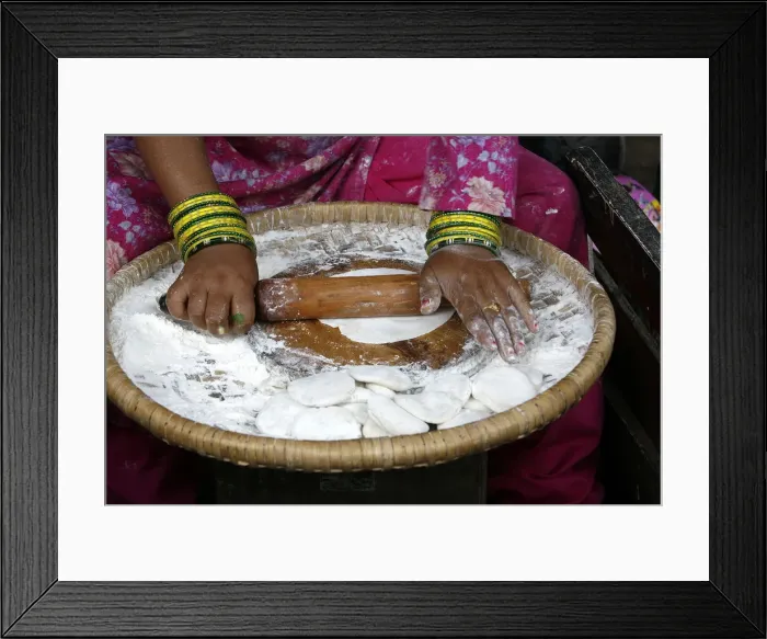 Framed Print : Woman making chapati, Dakshin Kali, Nepal, Asia Framed Print : Woman making chapati, Dakshin Kali, Nepal, Asia