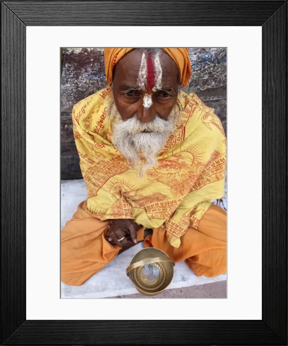 Framed Print : Holy man begging outside a temple, Vrindavan, Uttar Pradesh, India, Asia Framed Print : Holy man begging outside a temple, Vrindavan, Uttar Pradesh, India, Asia