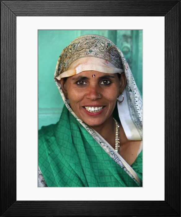 Framed Print : Smiling Indian woman, Nandgaon, Uttar Pradesh, India, Asia Framed Print : Smiling Indian woman, Nandgaon, Uttar Pradesh, India, Asia