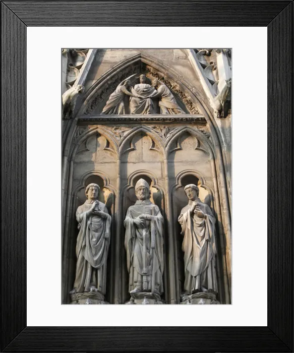 Framed Print : Apostle sculptures, South facade, Notre Dame Cathedral, Paris, France, Europe Framed Print : Apostle sculptures, South facade, Notre Dame Cathedral, Paris, France, Europe