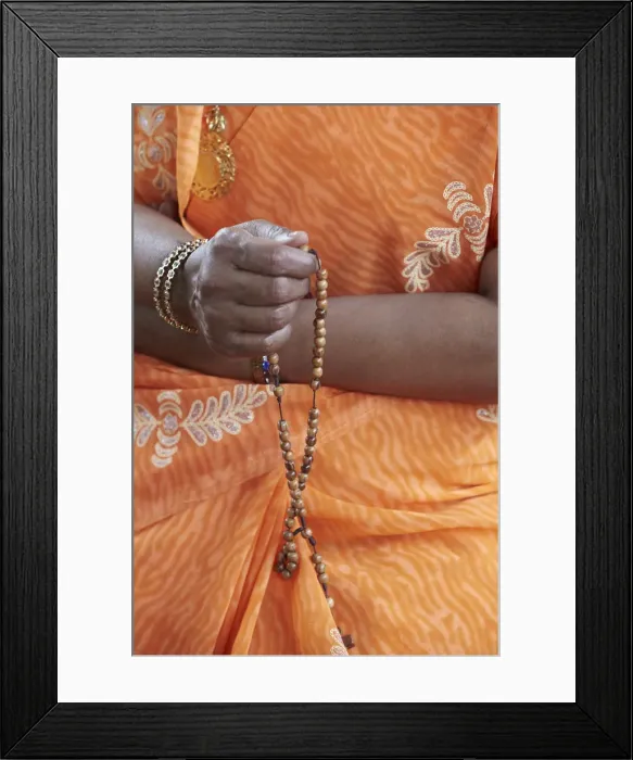 Framed Print : Tamil Catholic woman with rosary, Antony, Hauts-de-Seine, France, Europe Framed Print : Tamil Catholic woman with rosary, Antony, Hauts-de-Seine, France, Europe