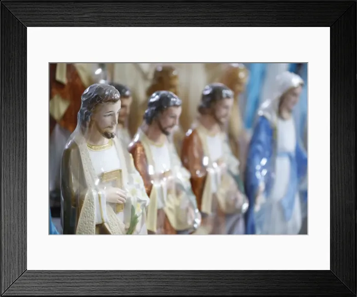 Framed Print : Shop selling religious Christian items including statues of Jesus, Ho Chi Minh City Framed Print : Shop selling religious Christian items including statues of Jesus, Ho Chi Minh City