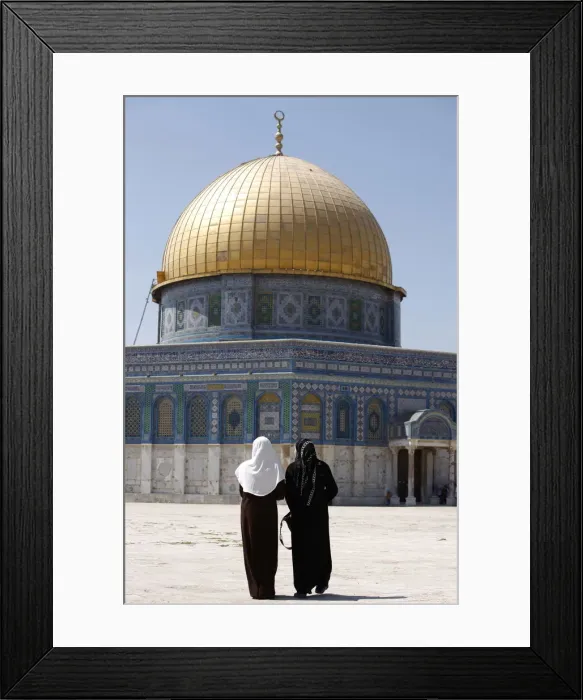 Framed Print : Muslim women at the Dome of the Rock, Jerusalem, Israel, Middle East Framed Print : Muslim women at the Dome of the Rock, Jerusalem, Israel, Middle East