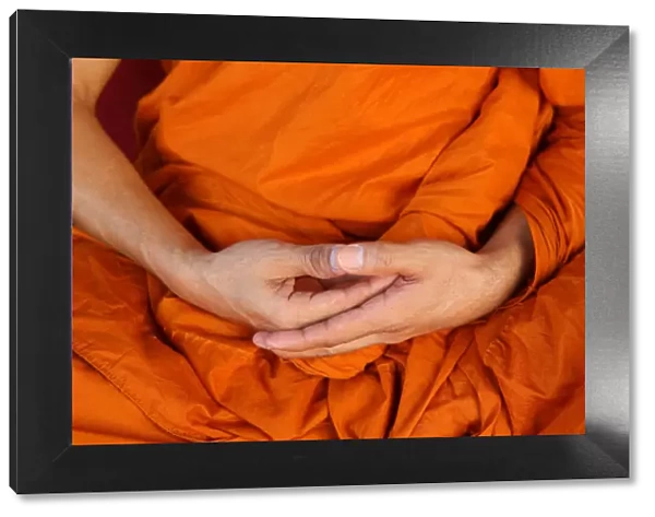Monk meditating in Wat Trahimit, Bangkok, Thailand, Southeast Asia, Asia