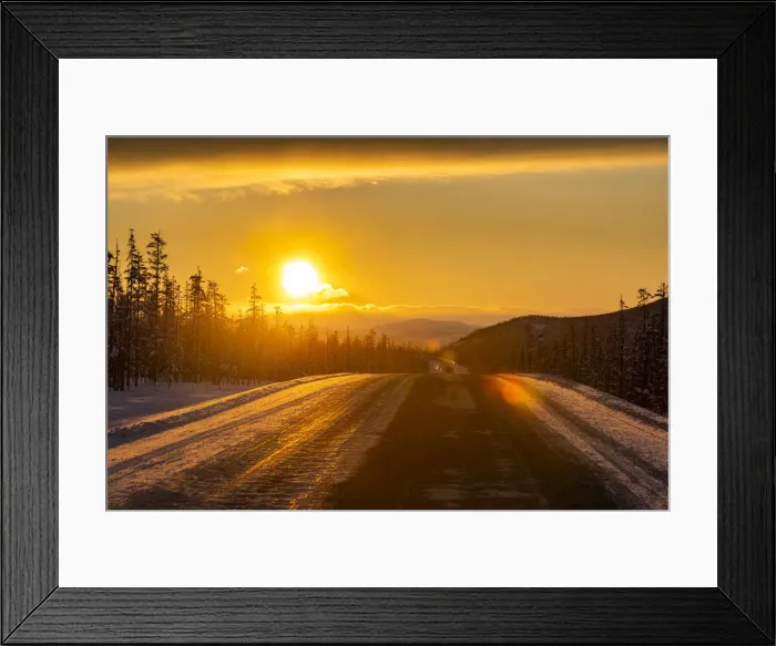 Framed Print : Sunset over the Road of Bones, Sakha Republic (Yakutia), Russia, Eurasia Framed Print : Sunset over the Road of Bones, Sakha Republic (Yakutia), Russia, Eurasia