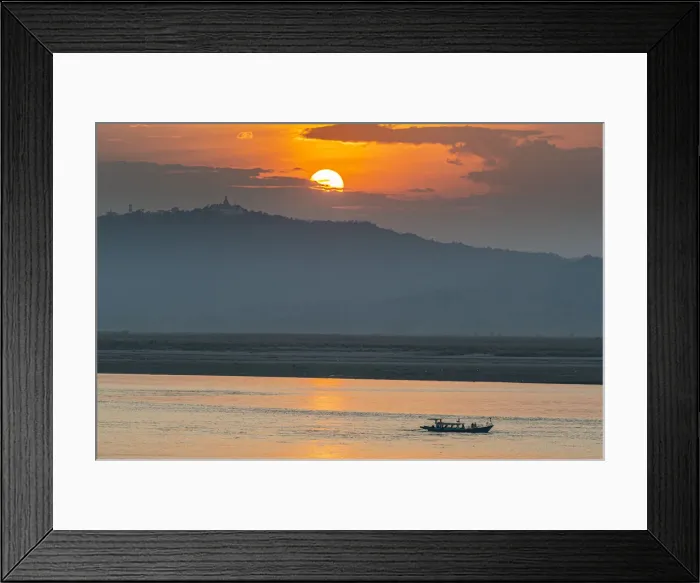 Framed Print : Sunset over the Irrawaddy River, Bagan (Pagan), Myanmar (Burma), Asia Framed Print : Sunset over the Irrawaddy River, Bagan (Pagan), Myanmar (Burma), Asia