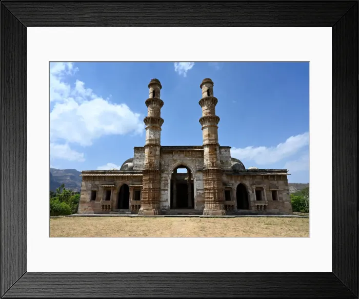 Framed Print : Nagina Masjid (Jewel Mosque), built in 15th century during rule of Mahmud Beghada Framed Print : Nagina Masjid (Jewel Mosque), built in 15th century during rule of Mahmud Beghada