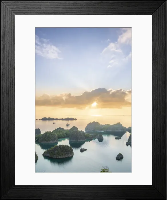 Framed Print : View over a bay of islands at dawn from the Piaynemo lookout, Raja Ampat, West Papua Framed Print : View over a bay of islands at dawn from the Piaynemo lookout, Raja Ampat, West Papua