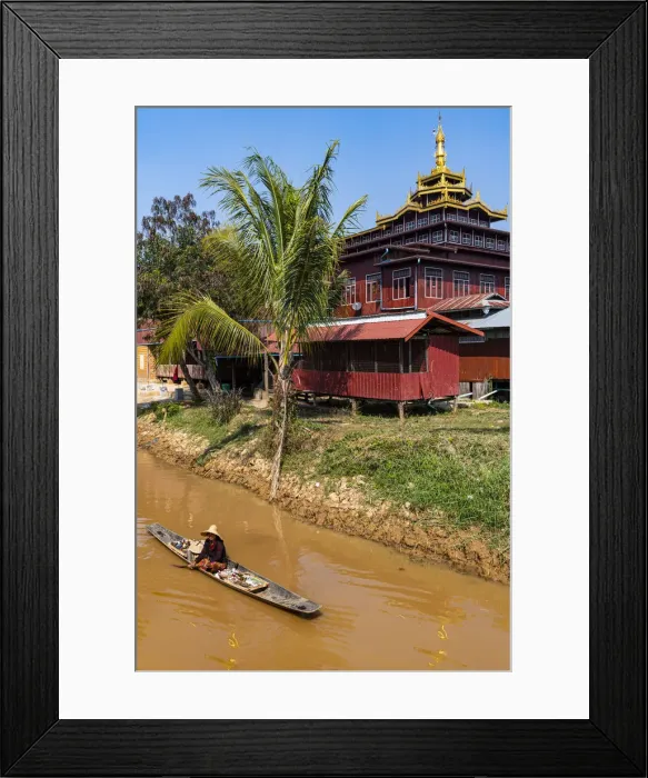 Framed Print : Canoe, Inle Lake, Shan state, Myanmar (Burma), Asia Framed Print : Canoe, Inle Lake, Shan state, Myanmar (Burma), Asia