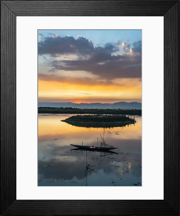 Framed Print : Clouds and traditional rowing boat reflecting in the water at sunset, Inle Lake Framed Print : Clouds and traditional rowing boat reflecting in the water at sunset, Inle Lake