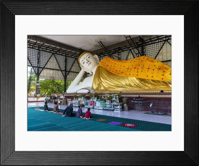 Framed Print : Pilgrims praying before a reclining Buddha, Su Taung Pyi pagoda, Myitkyina, Kachin state Framed Print : Pilgrims praying before a reclining Buddha, Su Taung Pyi pagoda, Myitkyina, Kachin state
