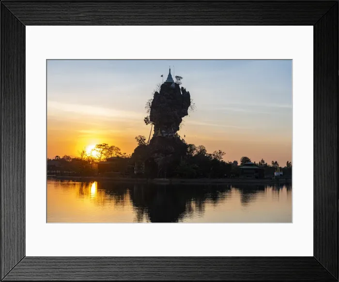 Framed Print : Backlight of the Kyauk Kalap pagoda, Hpa-An, Kayin state, Myanmar (Burma), Asia Framed Print : Backlight of the Kyauk Kalap pagoda, Hpa-An, Kayin state, Myanmar (Burma), Asia