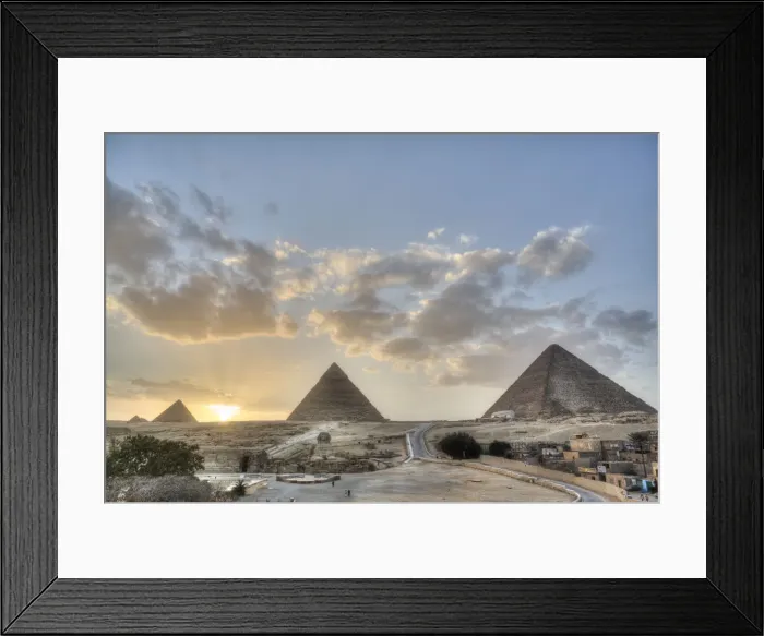Framed Print : Sunset, Great Pyramids of Giza, UNESCO World Heritage Site, Giza, Egypt, North Africa Framed Print : Sunset, Great Pyramids of Giza, UNESCO World Heritage Site, Giza, Egypt, North Africa