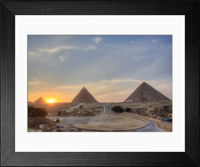 Framed Print : Sunset, Great Pyramids of Giza, UNESCO World Heritage Site, Giza, Egypt, North Africa Framed Print : Sunset, Great Pyramids of Giza, UNESCO World Heritage Site, Giza, Egypt, North Africa