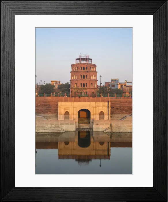 Framed Print : Hussainabad pond and Satkhanda watchtower, Lucknow, Uttar Pradesh, India, Asia Framed Print : Hussainabad pond and Satkhanda watchtower, Lucknow, Uttar Pradesh, India, Asia