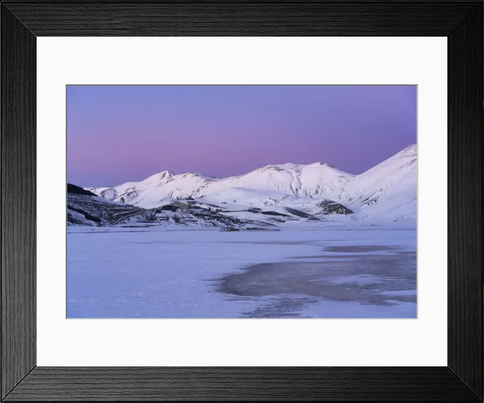 Framed Print : Plateau Piano Grande di Castelluccio di Norcia and Mount Vettore in winter Framed Print : Plateau Piano Grande di Castelluccio di Norcia and Mount Vettore in winter