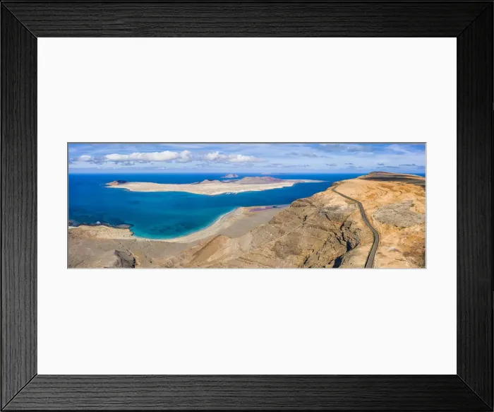 Framed Print : Isla Graciosa viewed from Mirador del Rio, Lanzarote, Canary Islands, Spain, Atlantic Framed Print : Isla Graciosa viewed from Mirador del Rio, Lanzarote, Canary Islands, Spain, Atlantic