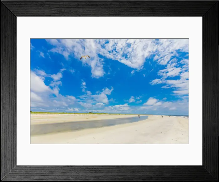 Framed Print : White sand beaches on Ship Island, Gulf Coast, Mississippi, United States of America Framed Print : White sand beaches on Ship Island, Gulf Coast, Mississippi, United States of America
