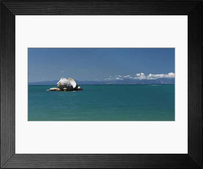 Framed Print : Split Apple Rock, Kaiteriteri, Tasman Bay, Tasman, South Island, New Zealand, Pacific Framed Print : Split Apple Rock, Kaiteriteri, Tasman Bay, Tasman, South Island, New Zealand, Pacific
