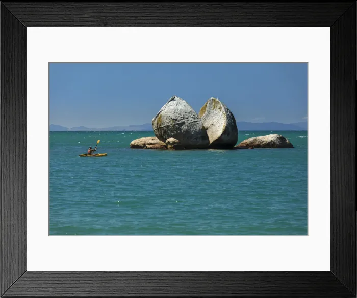 Framed Print : Split Apple Rock, Kaiteriteri, Tasman Bay, Tasman, South Island, New Zealand, Pacific Framed Print : Split Apple Rock, Kaiteriteri, Tasman Bay, Tasman, South Island, New Zealand, Pacific