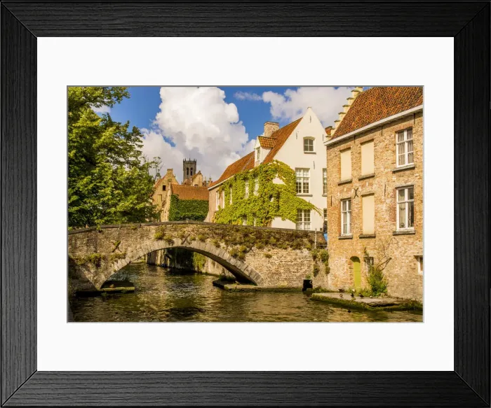 Framed Print : Medieval stone bridge on canal, Bruges, UNESCO World Heritage Site, West Flanders Framed Print : Medieval stone bridge on canal, Bruges, UNESCO World Heritage Site, West Flanders