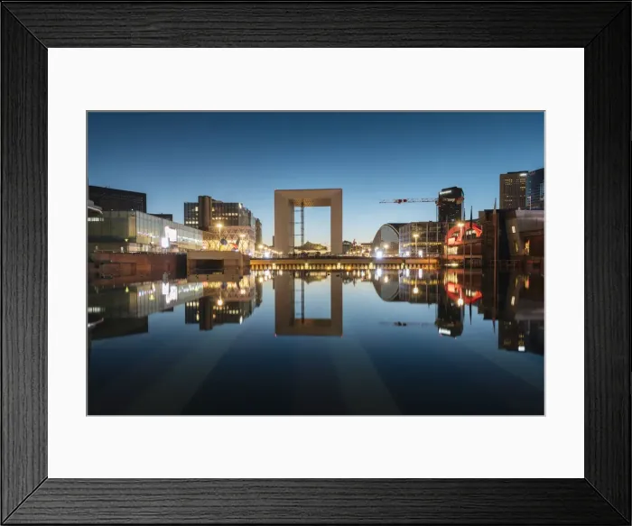 Framed Print : La Grande Arche at twilight, La Defense, Puteaux, Paris, Ile-de-France, France, Europe