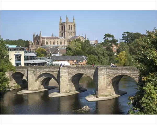 Cathedral, old bridge and River Wye, Hereford, Herefordshire, England, United Kingdom