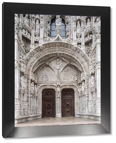 Decorated Manueline Gothic doorway to the Mosteiro dos Jeronimos (Hieronymites Monastery)
