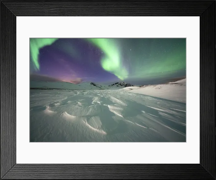 Framed Print : Frozen snow lit by green lights of the Northern Lights (Aurora Borealis Framed Print : Frozen snow lit by green lights of the Northern Lights (Aurora Borealis