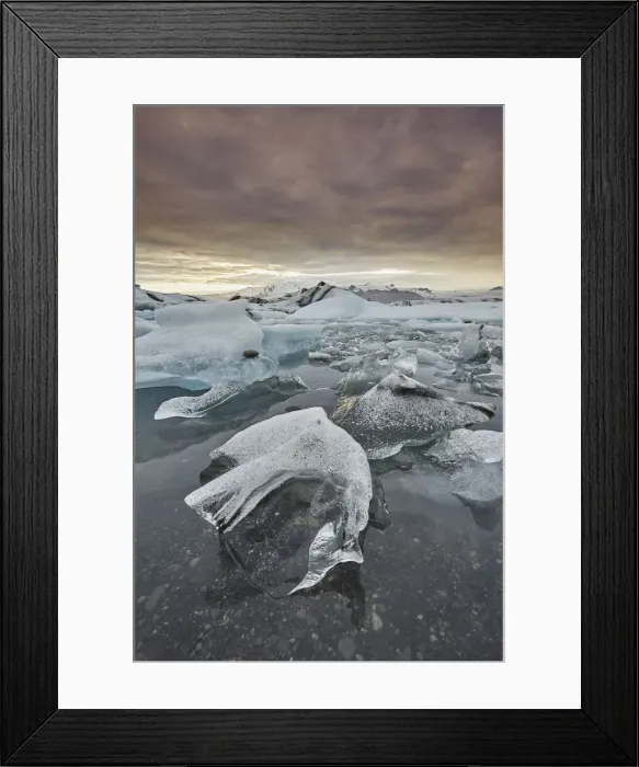 Framed Print : An iconic Icelandic landscape, an ice-filled lagoon fed by the Vatnajokull icecap Framed Print : An iconic Icelandic landscape, an ice-filled lagoon fed by the Vatnajokull icecap