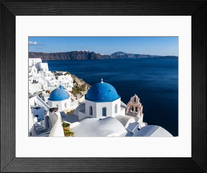 Framed Print : Little church, Oia, Santorini, Cyclades, Greek Islands, Greece, Europe Framed Print : Little church, Oia, Santorini, Cyclades, Greek Islands, Greece, Europe