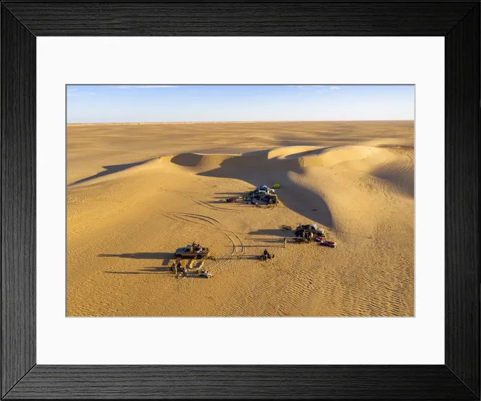 Framed Print : Campers in the sand dunes of the Tenere Desert, Sahara, Niger, Africa Framed Print : Campers in the sand dunes of the Tenere Desert, Sahara, Niger, Africa