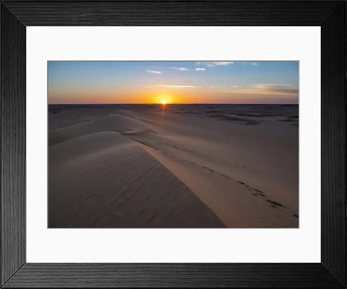 Framed Print : Sunset over the sand dunes, Djado Plateau, Sahara, Niger, Africa Framed Print : Sunset over the sand dunes, Djado Plateau, Sahara, Niger, Africa