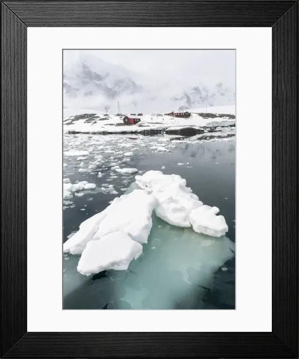 Framed Print : Former British Base A, now a museum and post office at Port Lockroy on tiny Goudier Framed Print : Former British Base A, now a museum and post office at Port Lockroy on tiny Goudier