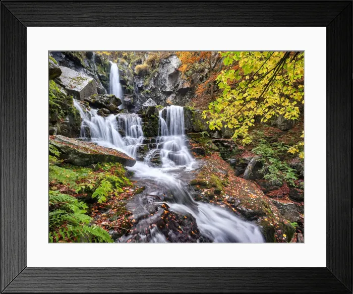 Framed Print : Long exposure at Dardagna waterfalls in autumn, Parco Regionale del Corno alle Scale