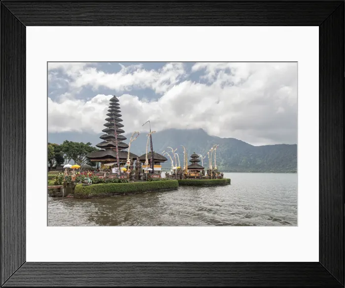 Framed Print : Pura Ulun Danu Bratan temple on Lake Bratan, Bali, Indonesia, Southeast Asia, Asia Framed Print : Pura Ulun Danu Bratan temple on Lake Bratan, Bali, Indonesia, Southeast Asia, Asia