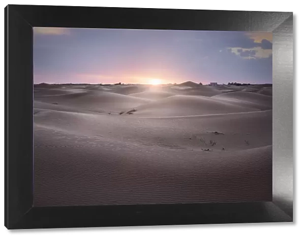 Sunset over Sahara Desert sand dunes, Merzouga, Morocco, North Africa, Africa