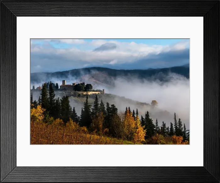 Framed Print : Castello di Colognole as sun breaks through early morning mist, Greve in Chianti, Tuscany Framed Print : Castello di Colognole as sun breaks through early morning mist, Greve in Chianti, Tuscany