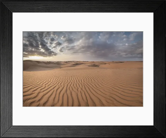 Framed Print : Sand dunes at sunset in the Wahiba Sands desert with clouds in the sky, Oman, Middle East Framed Print : Sand dunes at sunset in the Wahiba Sands desert with clouds in the sky, Oman, Middle East