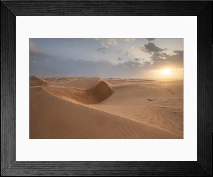 Framed Print : Sand dunes at sunset in the Wahiba Sands desert, Oman, Middle East Framed Print : Sand dunes at sunset in the Wahiba Sands desert, Oman, Middle East
