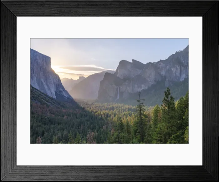 Framed Print : Tunnel View vista of Yosemite Valley in early morning sunlight, Yosemite