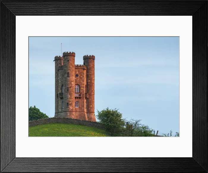 Framed Print : Late evening sunlight on Broadway Tower in the Cotswolds in spring, Gloucestershire Framed Print : Late evening sunlight on Broadway Tower in the Cotswolds in spring, Gloucestershire