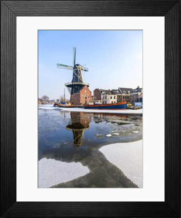 Framed Print : Windmill De Adriaan reflected in the canal of icy river Spaarne, Haarlem Framed Print : Windmill De Adriaan reflected in the canal of icy river Spaarne, Haarlem