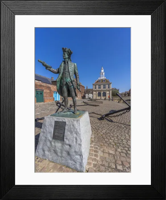 Framed Print : View of the Customs House and statue of George Vancouver, Purfleet Quay, Kings Lynn Framed Print : View of the Customs House and statue of George Vancouver, Purfleet Quay, Kings Lynn