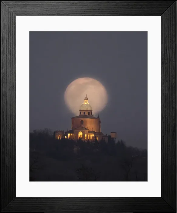 Framed Print : Moon rise behind the San Luca Basilica, Bologna, Emilia Romagna, Italy, Europe Framed Print : Moon rise behind the San Luca Basilica, Bologna, Emilia Romagna, Italy, Europe