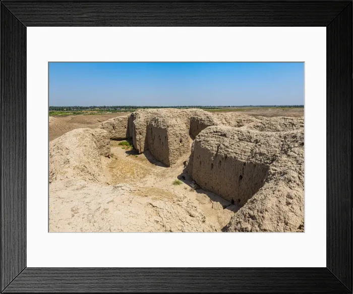 Framed Print : The ruins of the Sumerian town of Kish, Iraq, Middle East Framed Print : The ruins of the Sumerian town of Kish, Iraq, Middle East