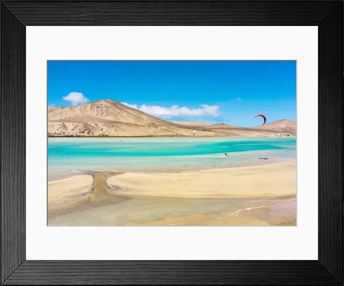 Framed Print : People enjoying kitesurfing at Sotavento beach (Playa de Sotavento de Jandia) Framed Print : People enjoying kitesurfing at Sotavento beach (Playa de Sotavento de Jandia)