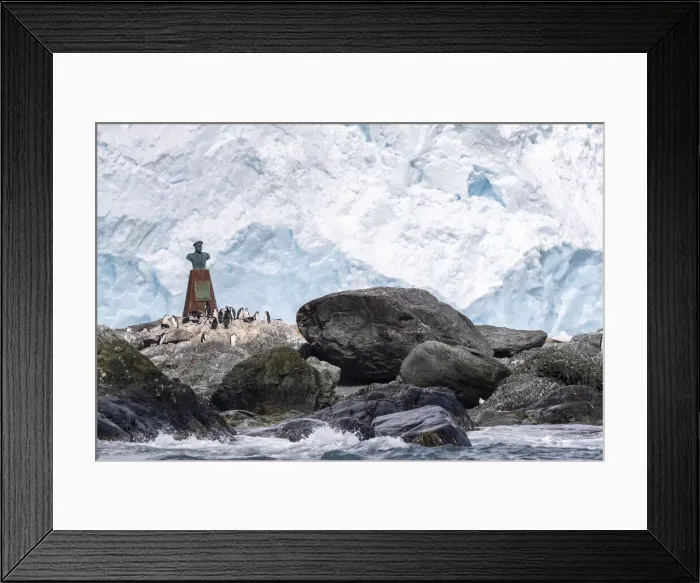 Framed Print : Statue to Piloto Pardo, the Chilean Captain of the Yelcho Framed Print : Statue to Piloto Pardo, the Chilean Captain of the Yelcho