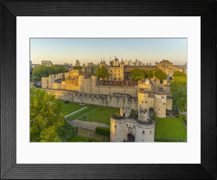 Framed Print : View of the Tower of London, UNESCO World Heritage Site